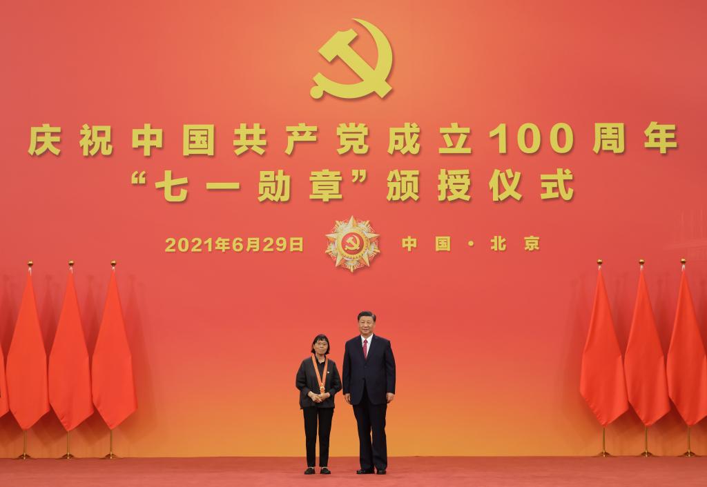 圖文故事丨習近平總書記同人民教師在一起