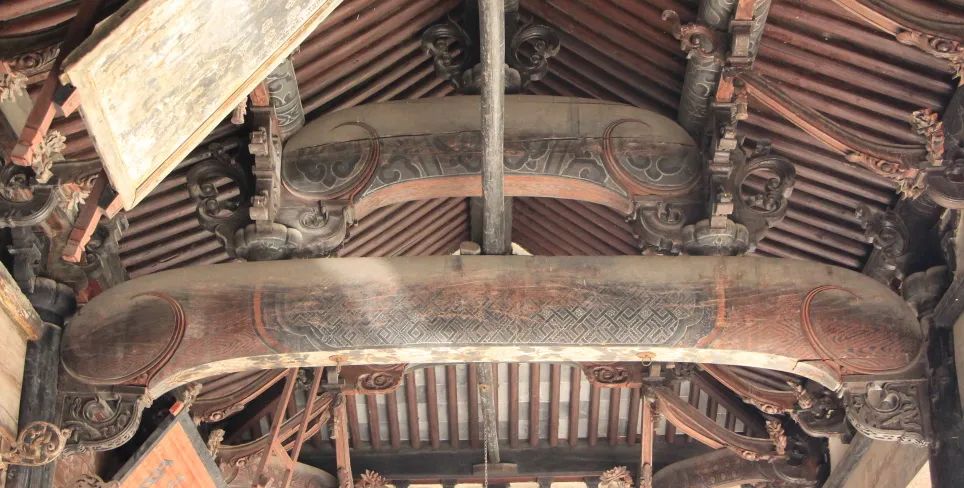 老祖宗懂技術又懂審美，木構古建上的一輪“新月”