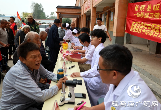 “八方援 心系夕陽”巡回慰問演出活動走進新蔡縣化莊鄉敬老院
