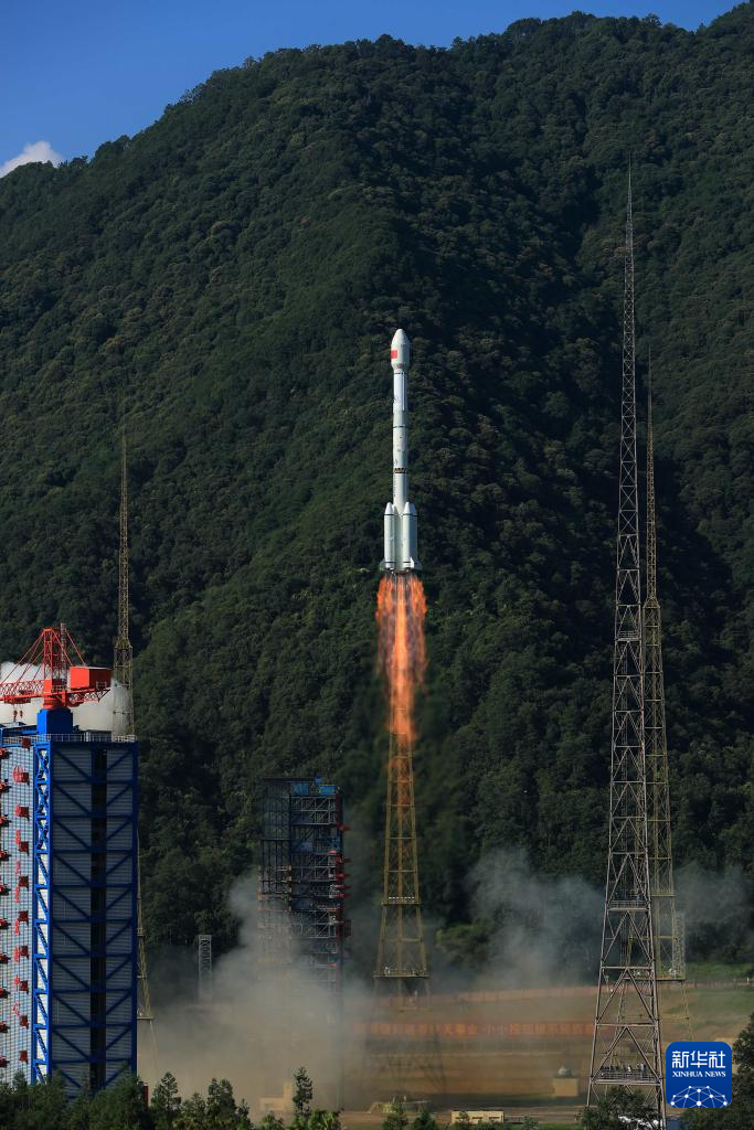 我國成功發射兩顆北斗導航衛星 開展下一代北斗系統新技術試驗試用