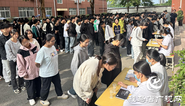 正陽縣第二人民醫院開展體檢進校園活動