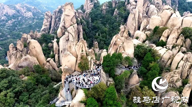 嵖岈山風景區：美景如畫人氣旺 服務貼心產業興