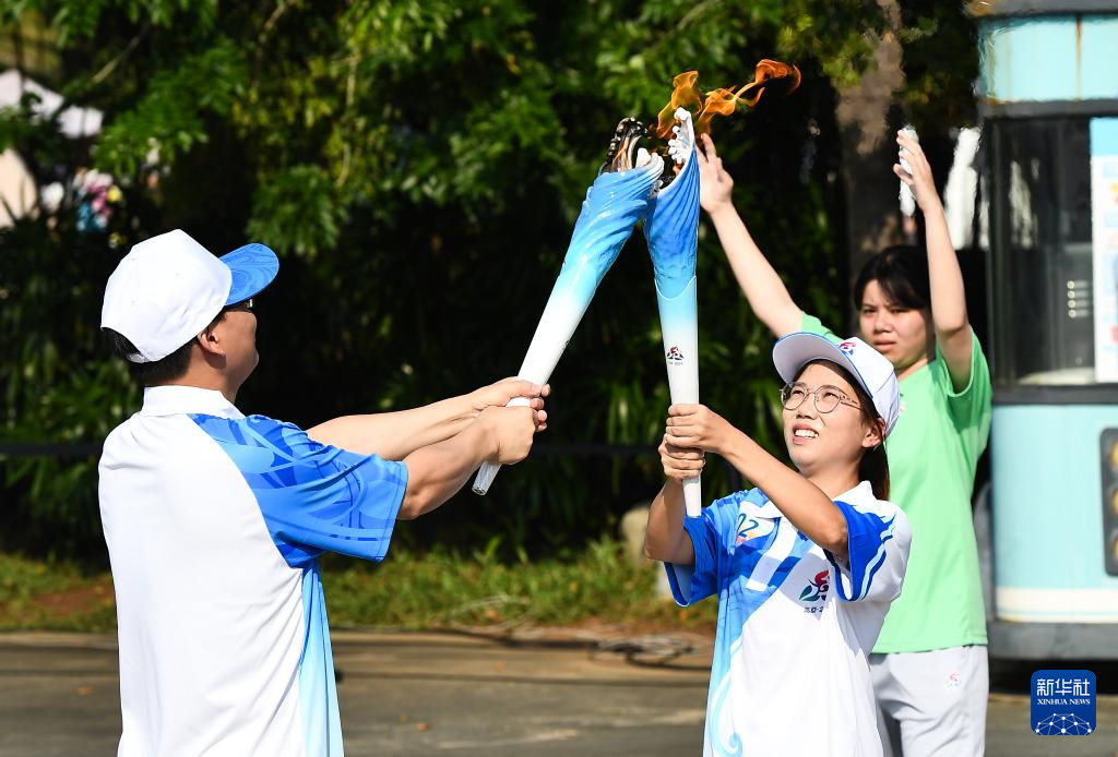 第十二屆全國少數民族傳統體育運動會啟動火炬傳遞