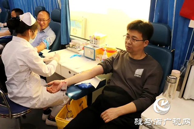 遂平縣衛健體委積極參與無償獻血活動