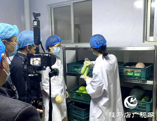 泌陽縣市場監督管理局持續開展 食品安全“你點我檢·服務惠民生”活動