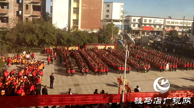 驛城區蟻蜂鎮：千人誦經典 書香潤少年