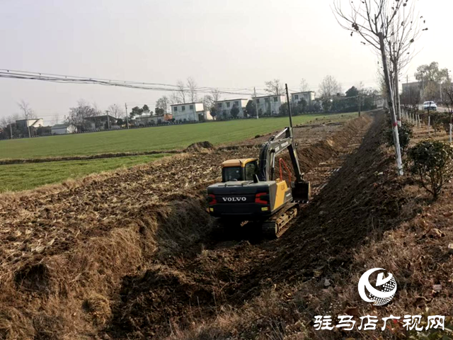 確山縣雙河鎮：清溝通渠正當時