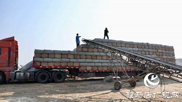 正陽縣：秸稈“變廢為寶”  實現生態效益與經濟效益雙豐收
