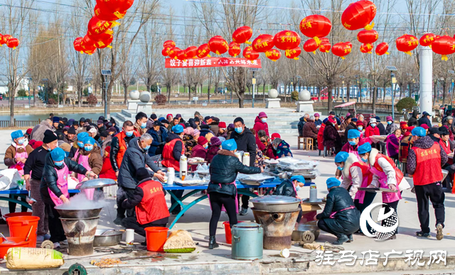 西平縣嫘祖鎮：千人餃子宴 歡樂迎新年