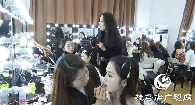 奮斗正青春：李若菲的美業創業路