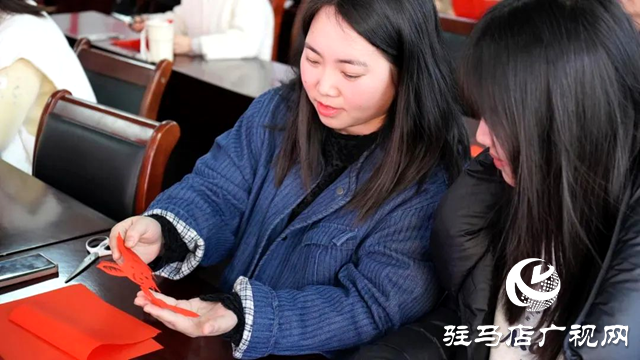 駐馬店市衛生健康委員會組織開展“剪紙鬧元宵 喜慶迎佳節”主題活動