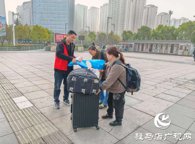 駐馬店市城鄉一體化示范區綜合執法大隊開展國際消費者權益日宣傳活動