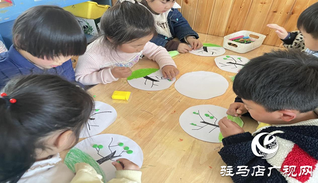 駐馬店市幼兒園開展“植樹節”主題活動