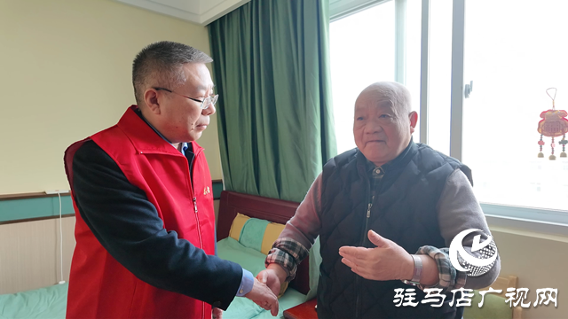 駐馬店市財政局：播撒綠色希望 情暖養老中心