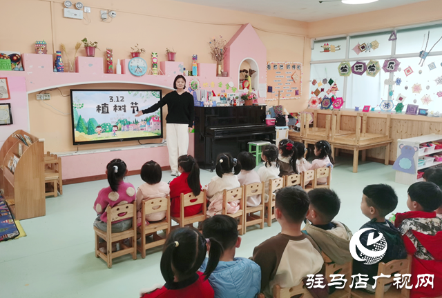 駐馬店市幼兒園開展“植樹節”主題活動