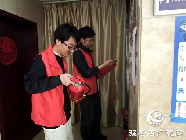 確山縣盤龍街道生產街社區“五一”節前消防安全大檢查 守護社區“煙火氣”