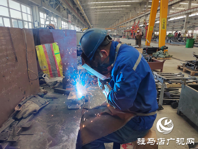 驛城區：奮力沖刺二季度 努力實現“雙過半”