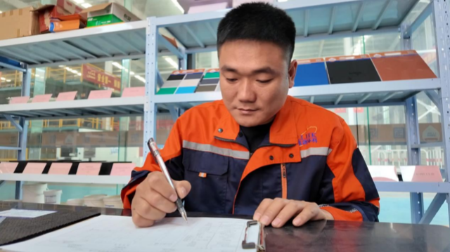 全國勞動模范李亞光：匠心筑夢扎根防水一線 創新工藝破解施工難題