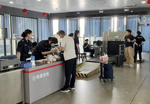 端午假期將至 鐵路部門解讀新型票制產品如何選