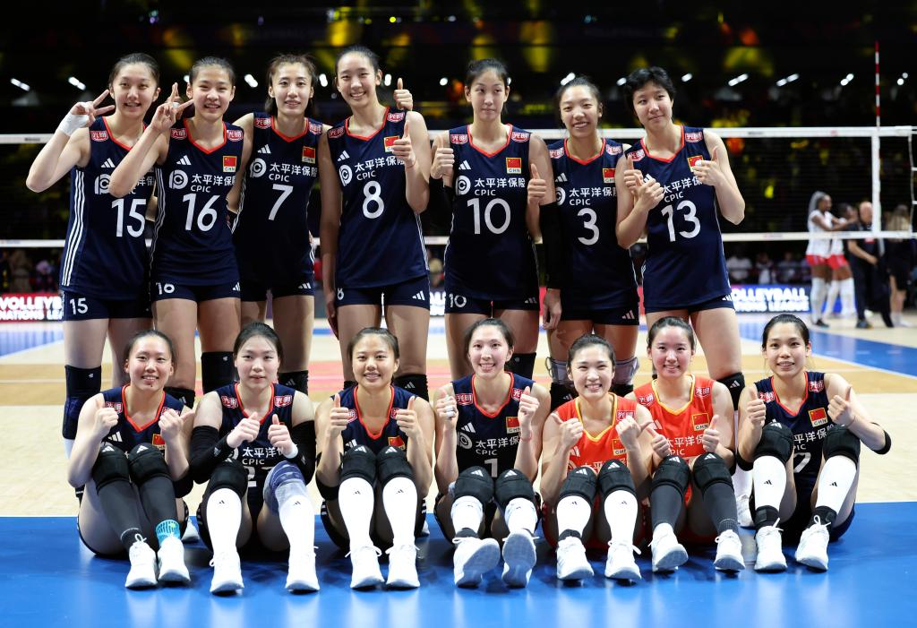 這場首考，新一代中國女排交出高分答卷
