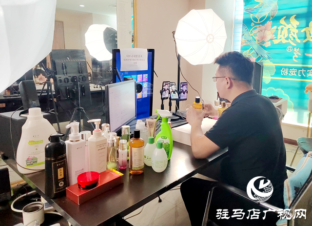 駐馬店：電商企業積極備戰“6·18” 全力以赴應對年中銷售高峰