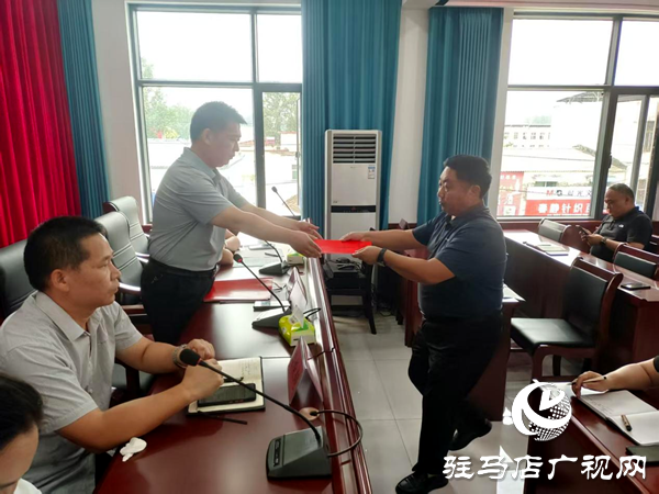 平輿縣李屯鎮：筑牢防溺水 “安全網”  簽訂責任書保平安