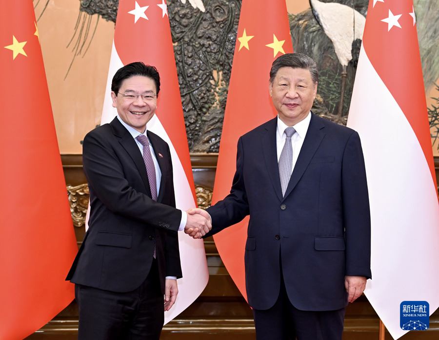 習近平會見新加坡總理黃循財
