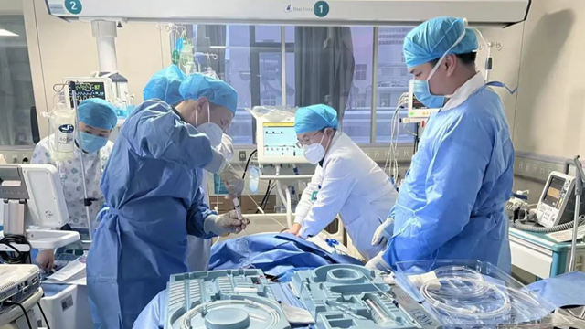 駐馬店市中心醫院成功救治一名18歲暴發性心肌炎危重患者