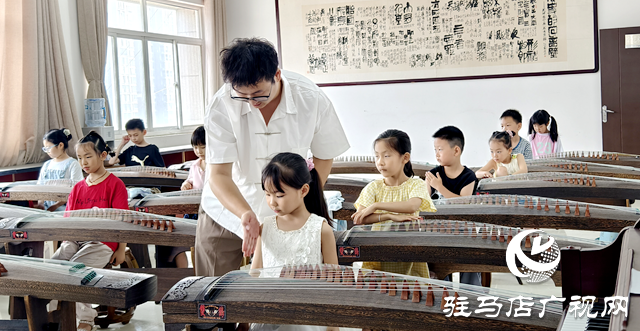 奏響童真雅韻！駐馬店市文化館少兒公益古箏課開課