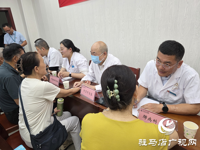中醫藥講座義診進機關 為老干部送上健康關懷