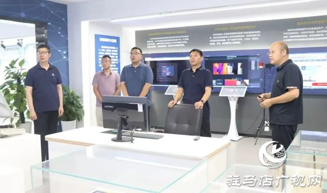 駐馬店職業技術學院校長宋華民一行赴鄭州輕大產業技術研究院考察交流